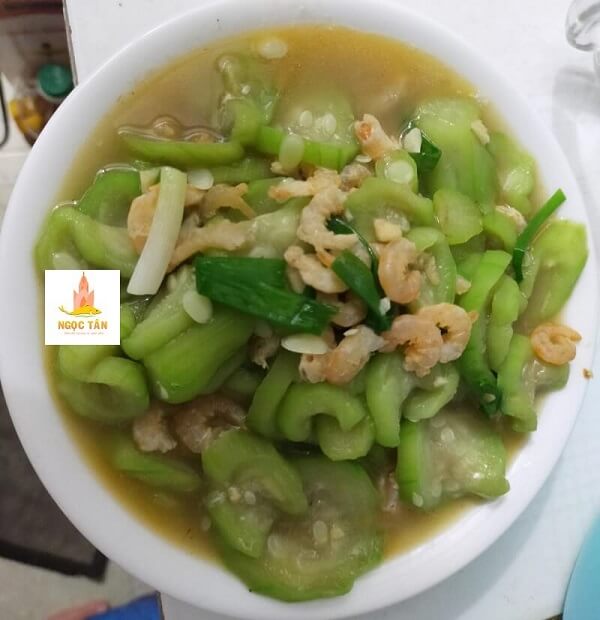 Tôm khô biển nấu canh