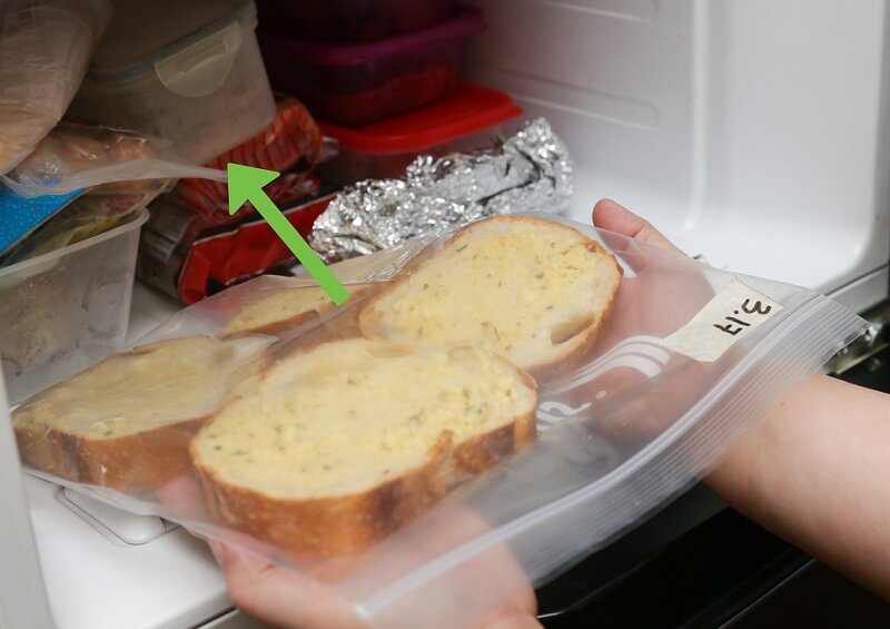 cách bảo quản bánh mì bằng tủ đông